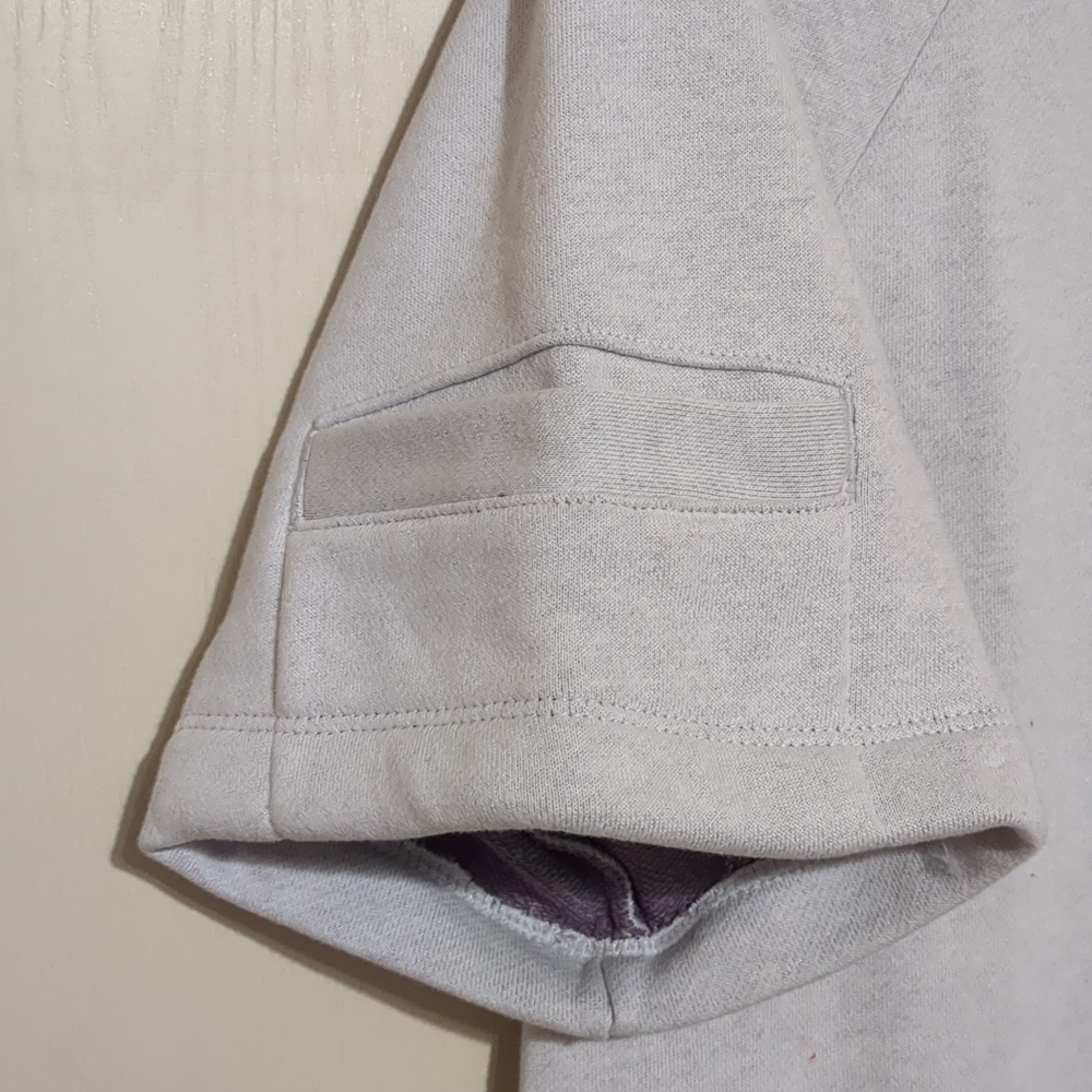 Nike loose fit grey short sleeve shirt with sleeve pocket Youth unisex Sz Large - Picture 2 of 11